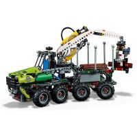 LEGO Technic 42080 Lesní stroj 6