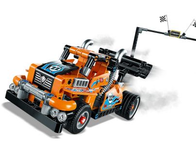 LEGO Technic 42104 Závodní tahač
