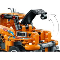 LEGO Technic 42104 Závodní tahač 5