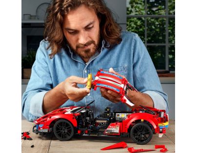 LEGO® Technic 42125 Ferrari 488 GTE AF Corse 51