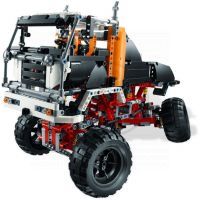 LEGO TECHNIC 9398 Truck 4x4 2