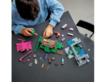 LEGO® Minecraft® 21183 Výcvikové středisko
