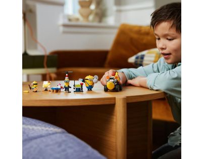 LEGO® 75580 Já padouch 4: Mimoni a banánové auto