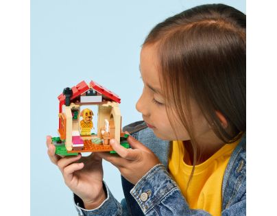 LEGO® Animal Crossing™ 77058 Goldie a její útulný dům