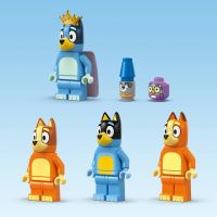 LEGO® Bluey 11203 Bluey a její rodinný dům 6