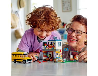 LEGO® City 60329 Školní den