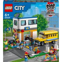 LEGO® City 60329 Školní den 6