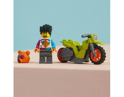 LEGO® City Medvěd a kaskadérská motorka