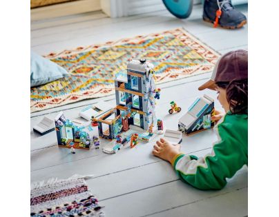 LEGO® City 60366 Lyžařský a lezecký areál