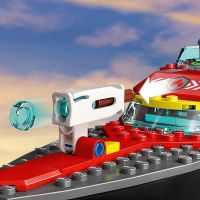 LEGO® City 60373 Hasičská záchranná loď a člun 6