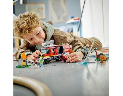 LEGO® City 60374 Velitelský vůz hasičů - Poškozený obal