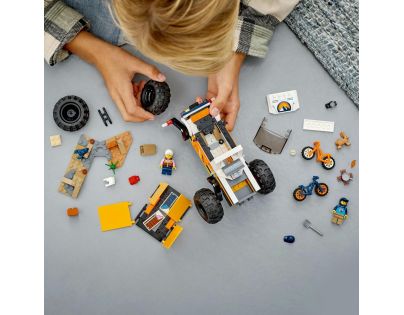 LEGO® City 60387 Dobrodružství s teréňákem 4 x 4