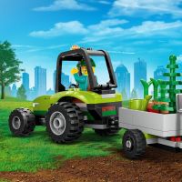 LEGO® City 60390 Traktor v parku 6