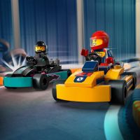 LEGO® City 60400 Motokáry s řidiči 6
