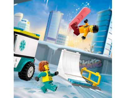 LEGO® City 60403 Sanitka a snowboardista