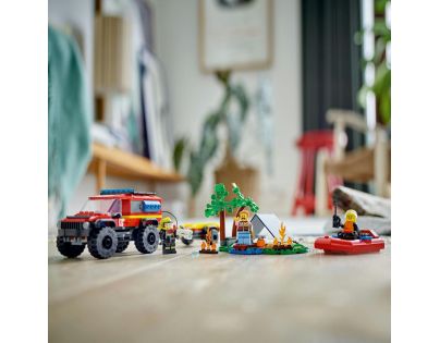 LEGO® City 60412 Hasičský vůz 4 x 4 a záchranný člun
