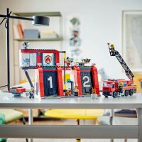 LEGO® City 60414 Hasičská stanice s hasičským vozem - Poškozený obal 5