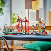 LEGO® City 60422 Přístav s nákladní lodí 5
