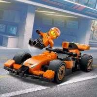 LEGO® City 60442 Jezdec F1® se závodním vozem McLaren 6