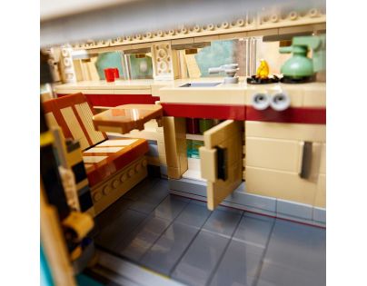 LEGO® ICONS 10279 Volkswagen T2 Camper Van - Poškozený obal