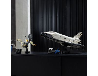 LEGO® ICONS 10283 NASA Raketoplán Discovery