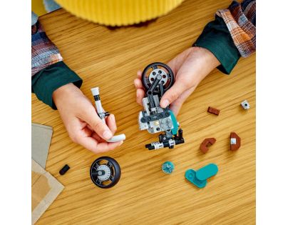 LEGO® Creator 31135 Retro motorka