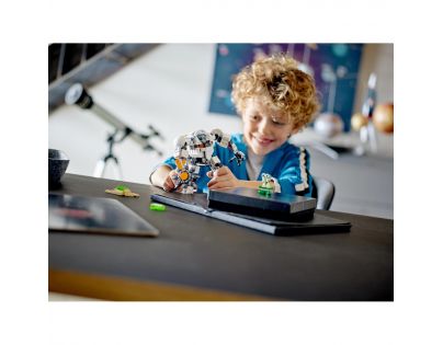 LEGO® Creator 31115 Vesmírný těžební robot