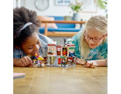 LEGO® Creator 31131 Bistro s nudlemi v centru města