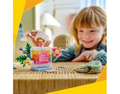 LEGO® Creator 3 v 1 31383 Parfém s ozdobnými květinami