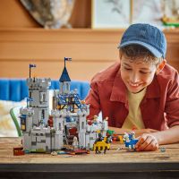 LEGO® Creator 3v1 31168 Středověký hrad a rytíři na koních 5
