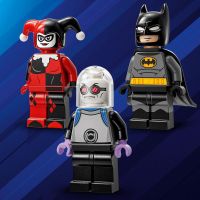 LEGO® DC Batman™ 76274 Batman™ a Batmobil vs. Harley Quinn™ a Mr. Freeze™ 6