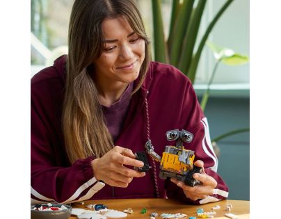 LEGO® Disney 43279 VALL-I a EVA