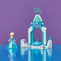 LEGO® Disney Ledové království 43199 Elsa a zámecké nádvoří 5