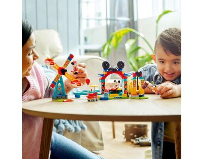 LEGO® Disney Mickey and Friends 10778 Mickey, Minnie a Goofy na pouti
