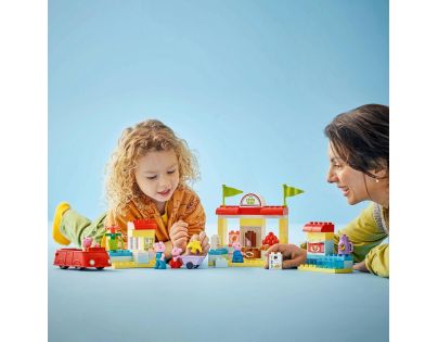 LEGO® DUPLO® 10434 Prasátko Peppa a supermarket - Poškozený obal