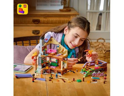 LEGO® Friends 42705 Útulná chata v podzimním lese