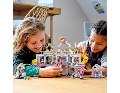 LEGO® Friends 41450 Nákupní centrum v městečku Heartlake