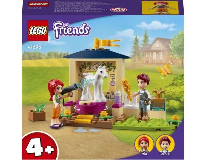 LEGO® Friends 41696 Čištění poníka ve stáji