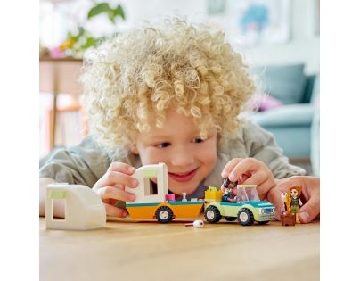 LEGO® Friends 41726 Prázdninové kempování