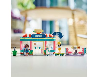 LEGO® Friends 41728 Bistro v centru městečka Heartlake