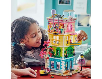 LEGO® Friends 41748 Komunitní centrum v městečku Heartlake - Poškozený obal