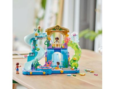 LEGO® Friends 42630 Aquapark v městečku Heartlake