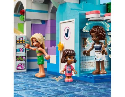 LEGO® Friends 42630 Aquapark v městečku Heartlake