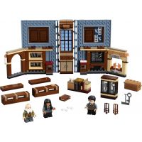LEGO® Harry Potter™ 76385 Kouzelné momenty z Bradavic: Hodina kouzelných formulí - Poškozený obal 2