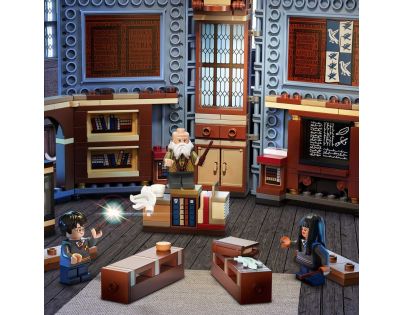 LEGO® Harry Potter™ 76385 Kouzelné momenty z Bradavic: Hodina kouzelných formulí - Poškozený obal