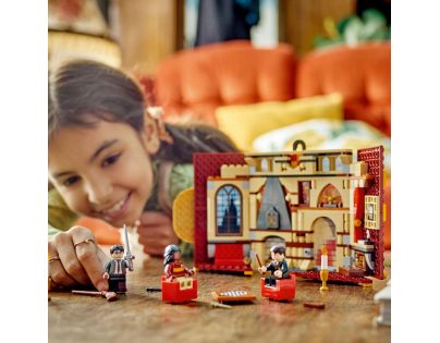 LEGO® Harry Potter™ 76409 Zástava Nebelvíru