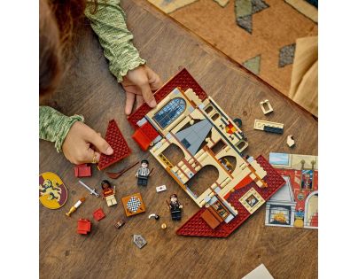 LEGO® Harry Potter™ 76409 Zástava Nebelvíru