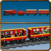 LEGO® Harry Potter™ 76423 Bradavický expres a nádraží v Prasinkách 3