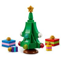 LEGO® Iconic 40746 Santův kamion 4