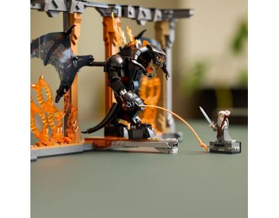 LEGO® Icons 10367 Knižní zarážka: Pán prstenů – Balrog™